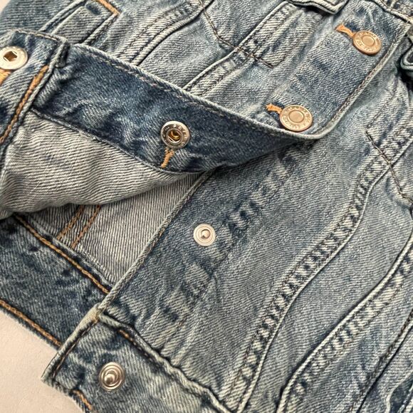 ~ Gap Kids S Jean Jacket Snaps Medium Wash Pockets Denim Cotton Blue Soft Unisex - Picture 3 of 15